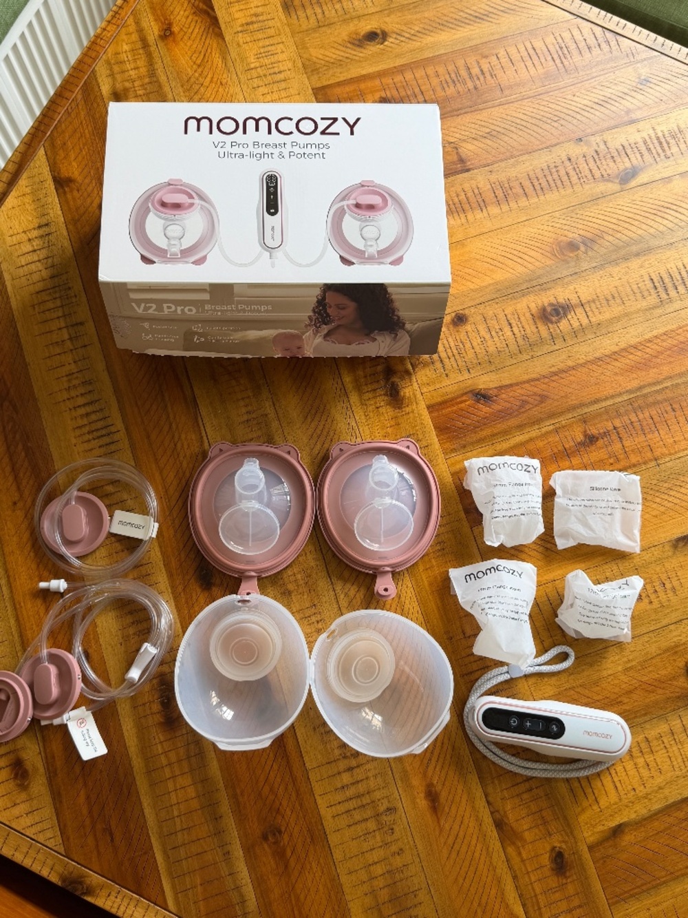Momcozy V2 Pro Wearable Breast Pump